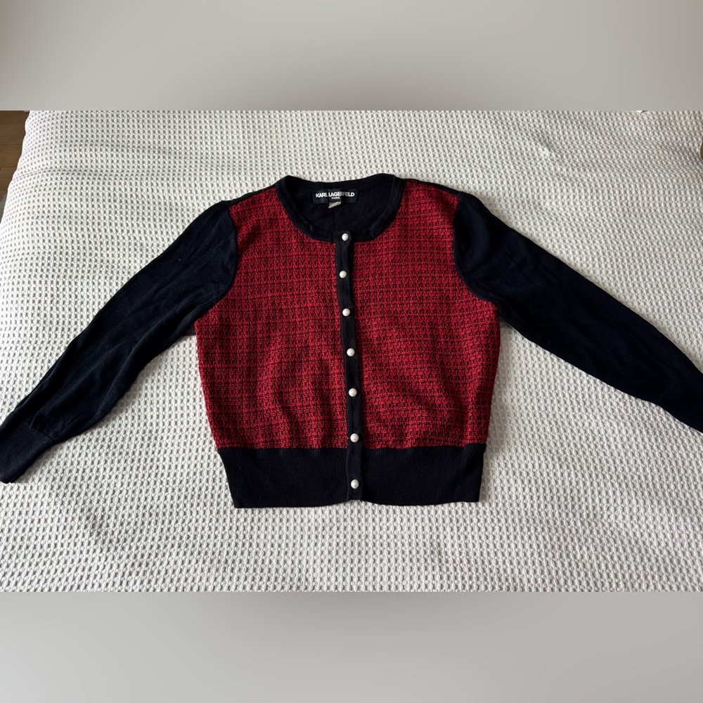 Karl Lagerfeld Paris Sweater with pearls buttons